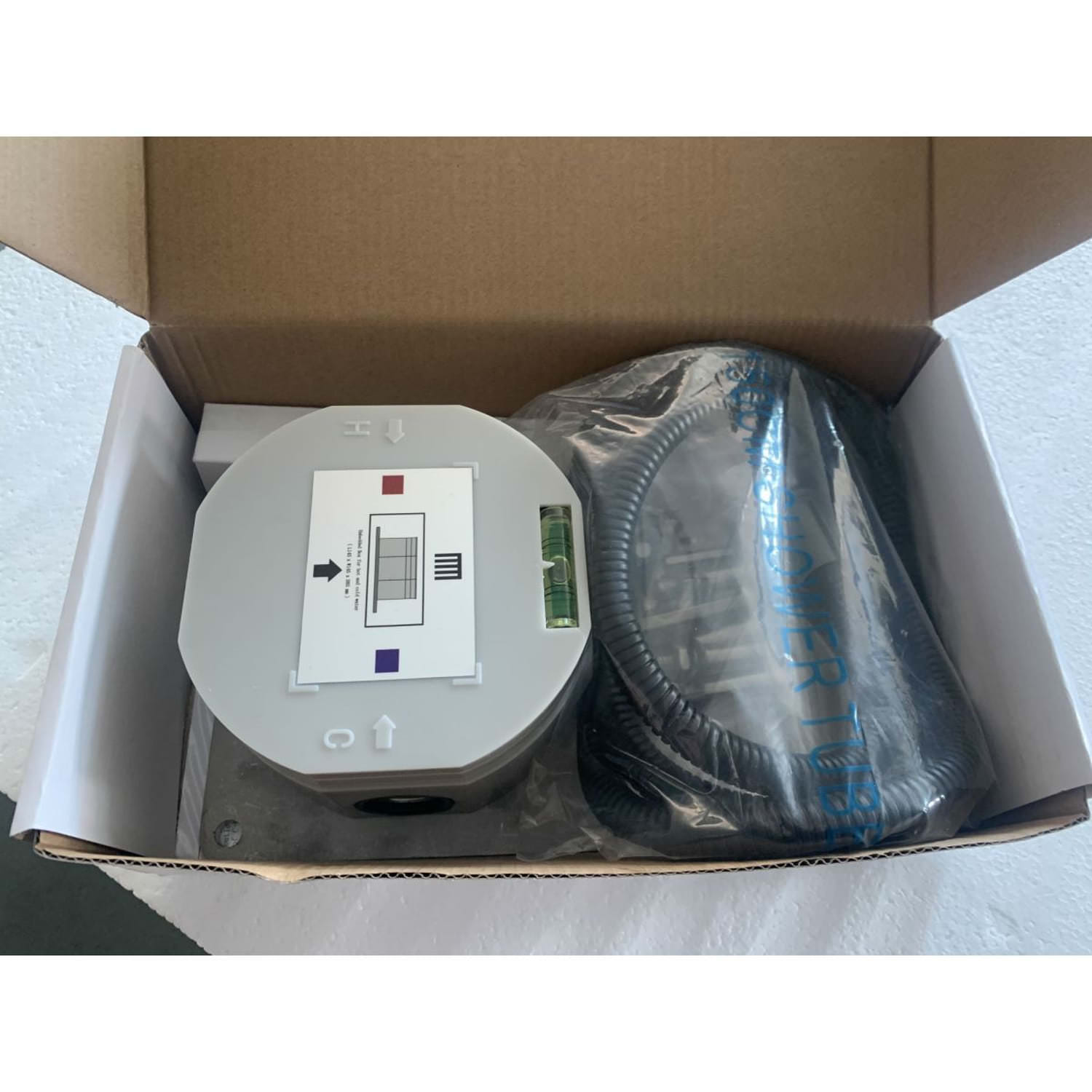 Sined Cbox Fijación Segura y Fácil Para Duchas Exteriores - Imagen 4